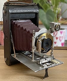 Httig Lloyd 557/555 C