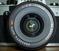 Neckermann Presenta auto 2,8 / 35 mm